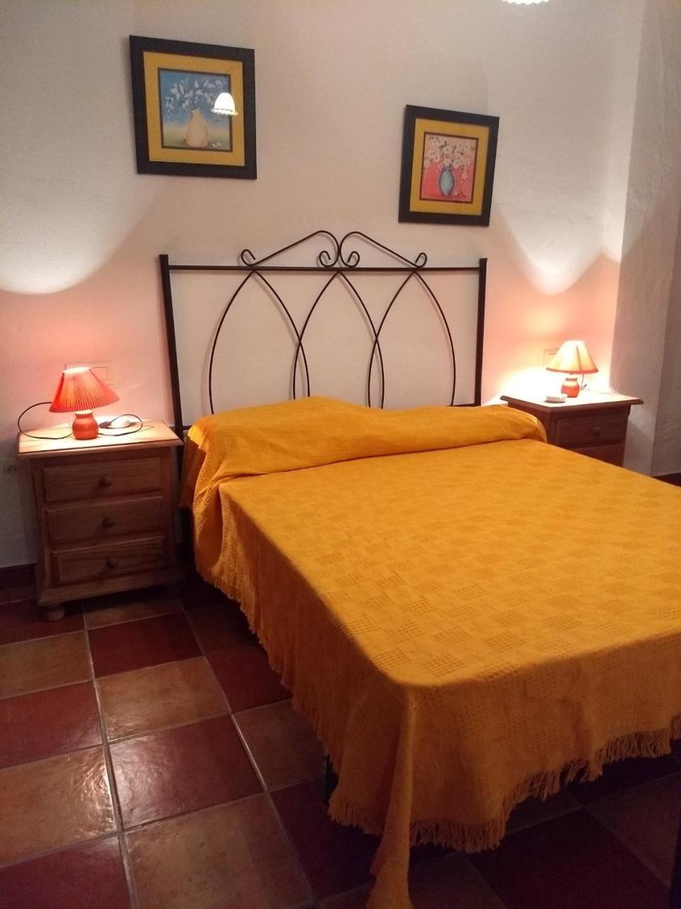 Apartamentos Rurales Mirador De Jubrique Luaran gambar