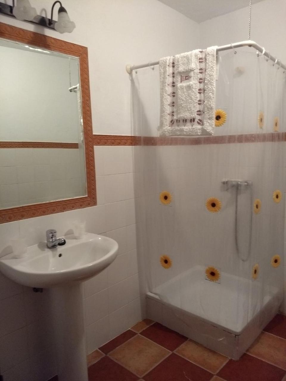 Apartamentos Rurales Mirador De Jubrique Luaran gambar